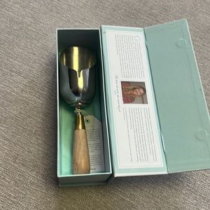 Sophie Conran for Burgon & Ball compost scoop